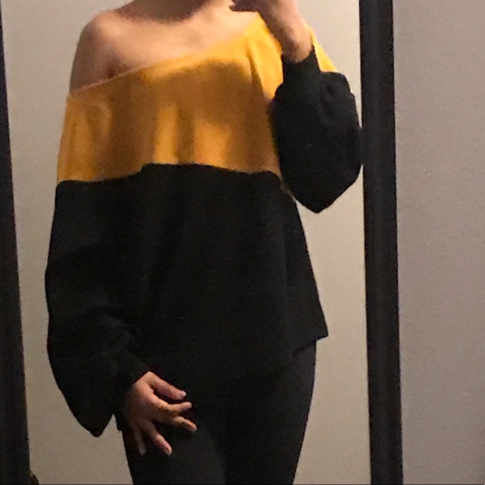 NEW SHEIN BLACK AND YELLOW BLOUSE